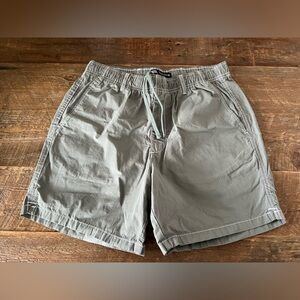 Zara Grey/Green Athletic Shorts for Dynamic Performance